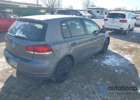 2014 Volkswagen Golf 2.5L из США, поврежденный, VIN WVWDB7AJ3EW006231